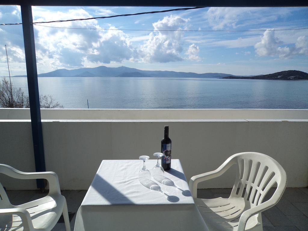 O Fotis Lejlighedshotel Agios Prokopios  Værelse billede